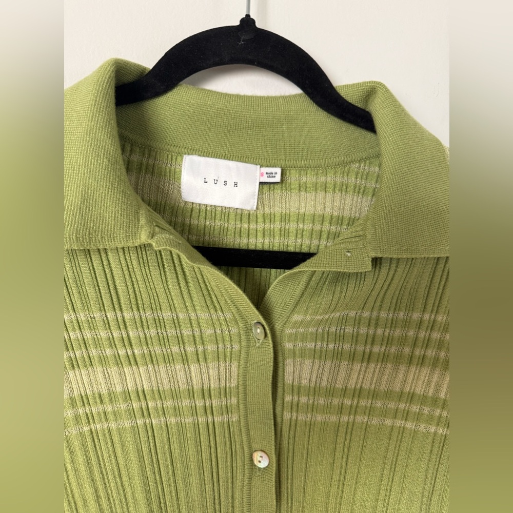 Lush Ribbed Striped Collared Button Up Cardigan in Fern - Picture 13 of 15
